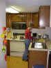 kitchen.jpg (49990 bytes)